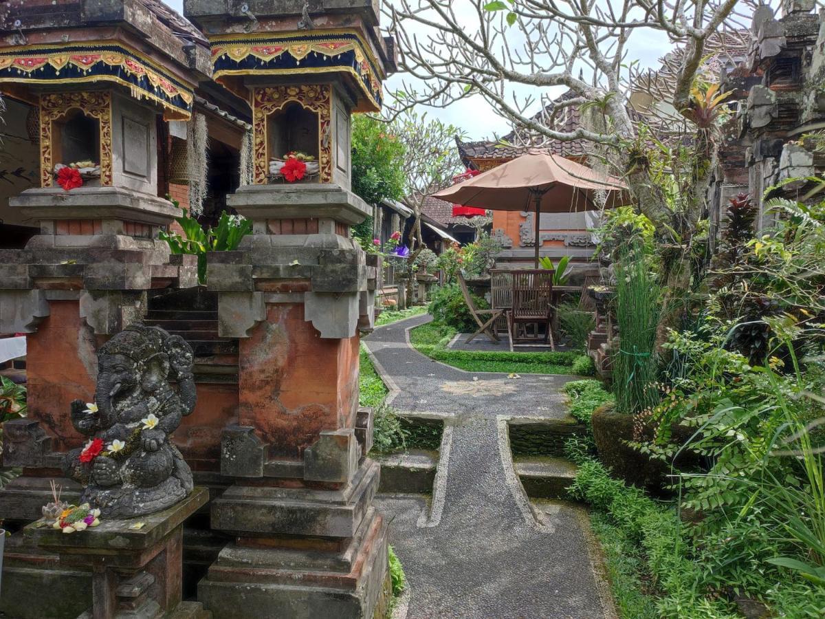 Nyoman Homestay Ubud Экстерьер фото